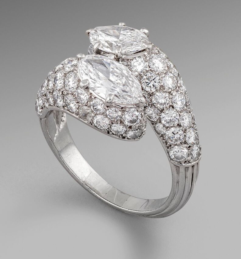 cartier crossover diamond ring