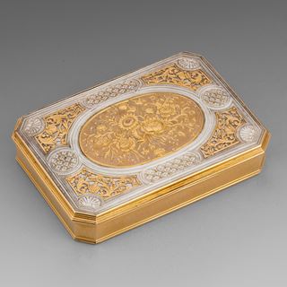 A Louis XV Gold & Mother-of-Pearl Snuff Box