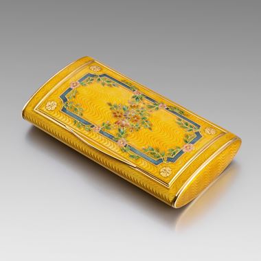 A 19th Century French Gold & Enamel Snuff Box