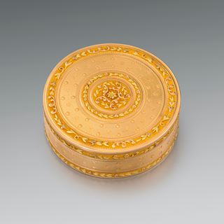 A French 18th Century Three- Colour Gold Circular Box