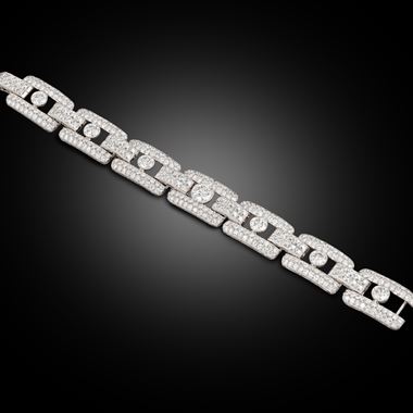 A superb art deco diamond bracelet