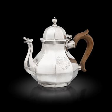 A George I Octagonal Tea Pot