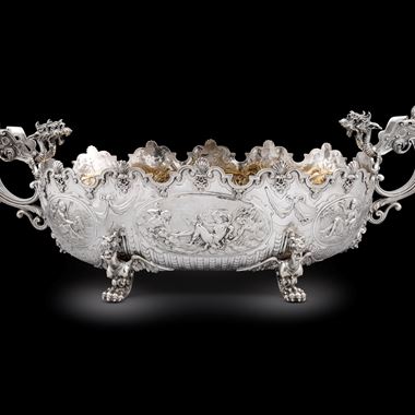 A Victorian Two-Handled Centrepiece