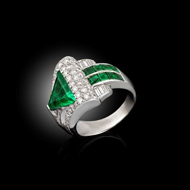 An emerald and diamond ring, circa 1930