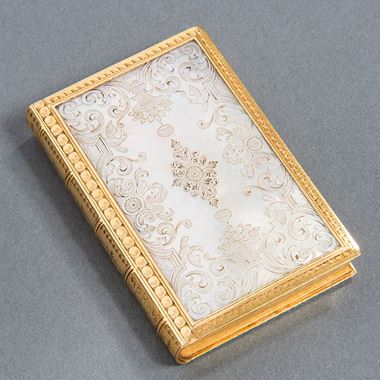 A Rare 18th Century Gold & Mother of Pearl Box