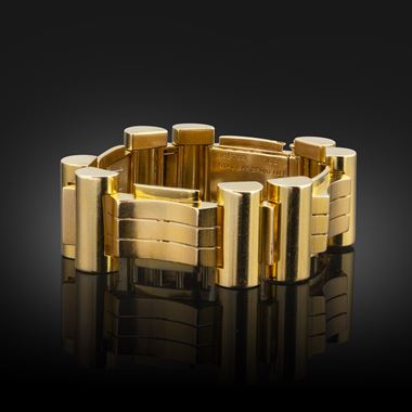 An 18k gold industrial style bracelet