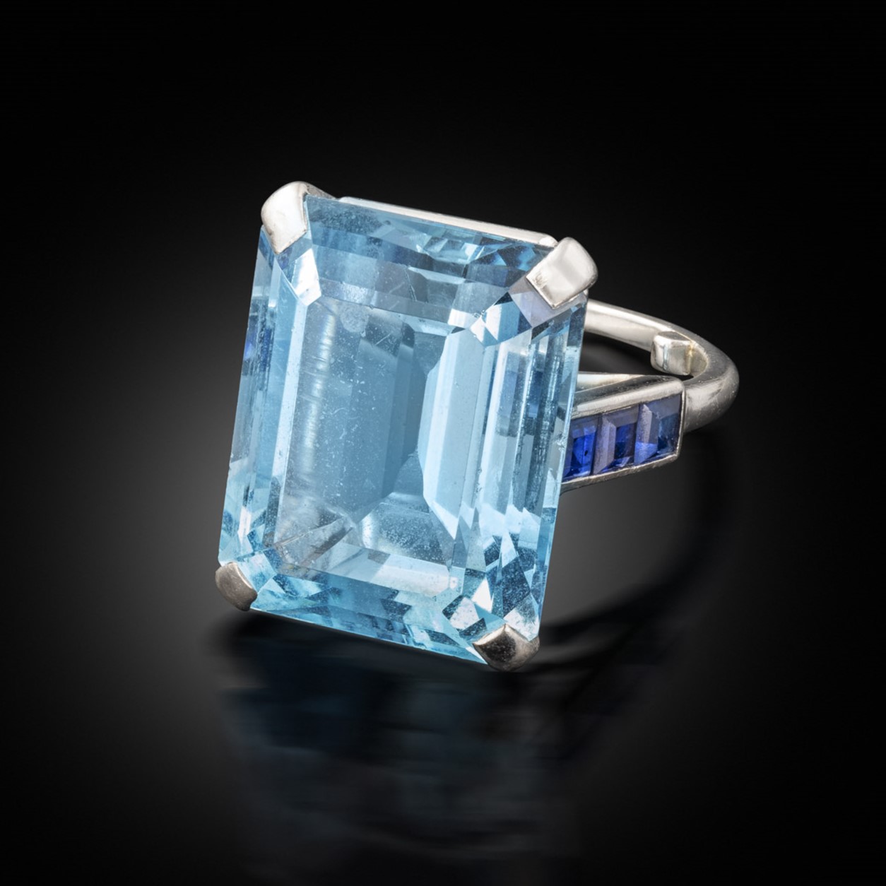 Mid-20th century aquamarine and sapphire ring