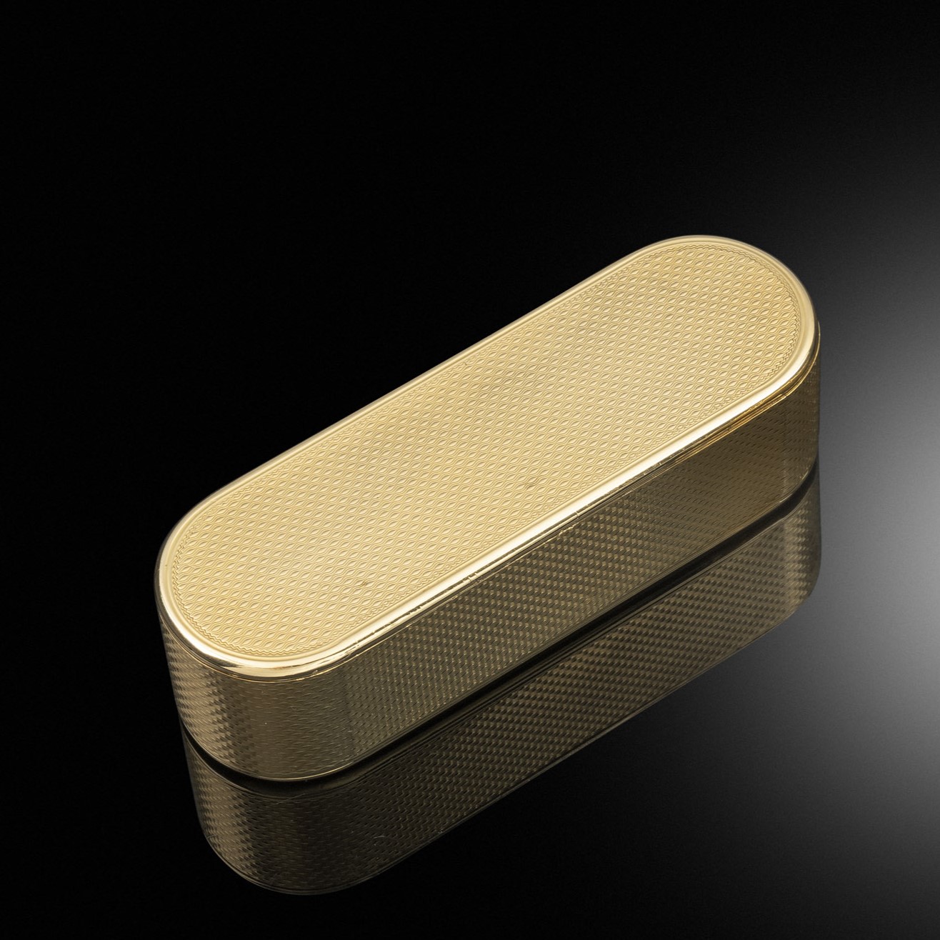 A George IV 18ct Gold Presentation Snuff Box