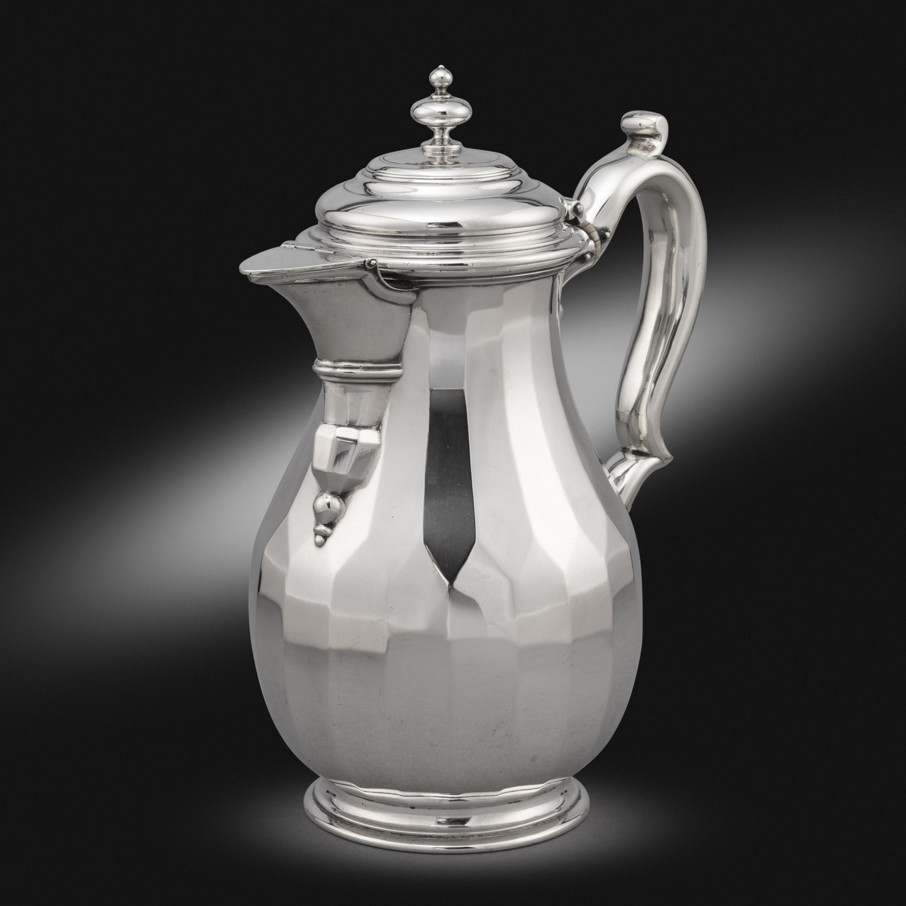 A Victorian hot water pot