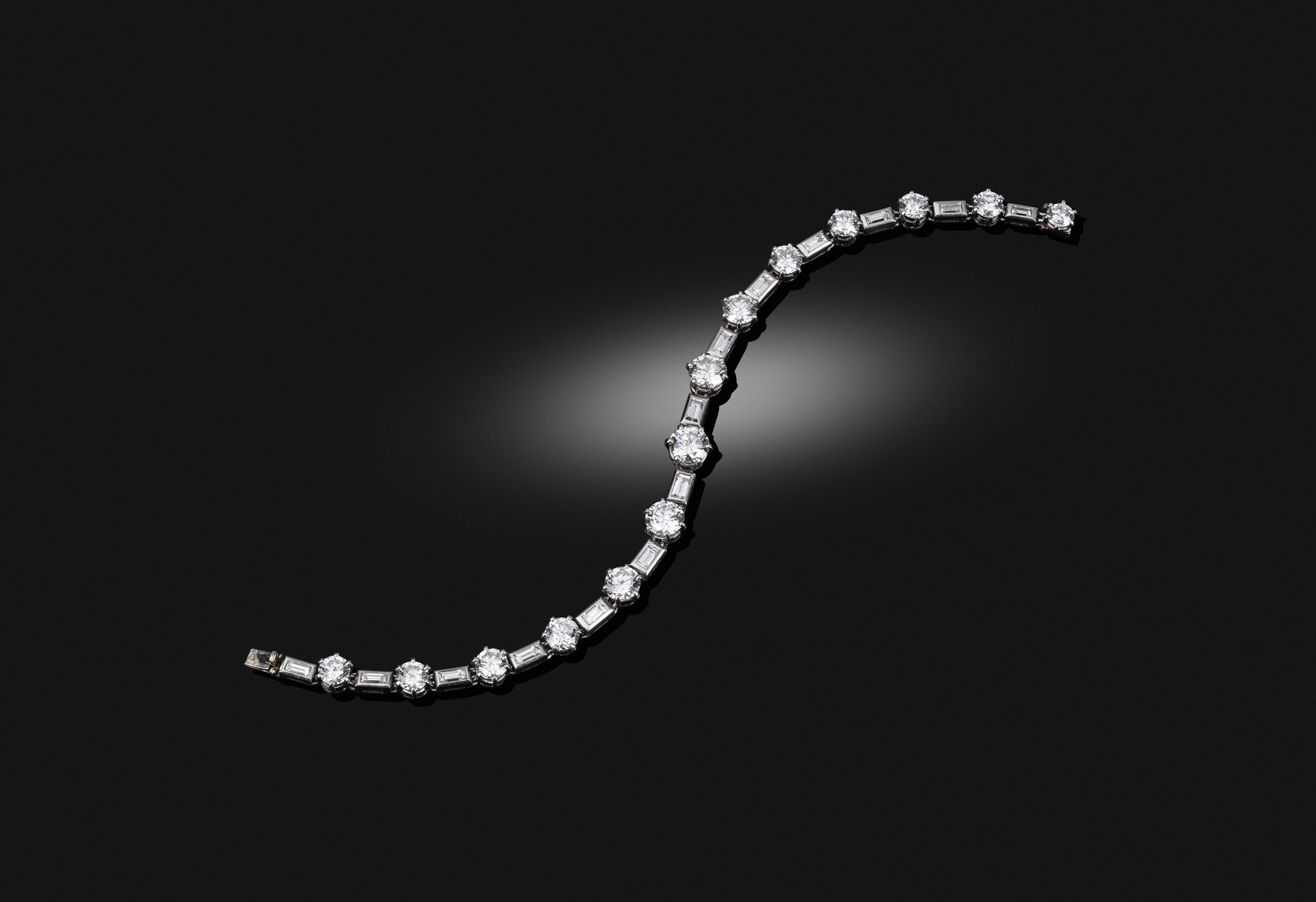 A 1940s Diamond Line Bracelet