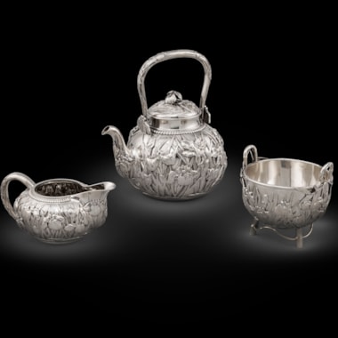 A Japanese iris Tea Set from the Meiji Period