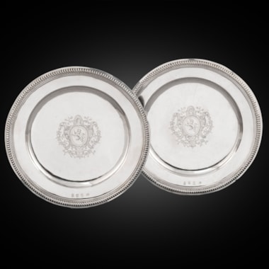 An Elegant Pair of William III Plates