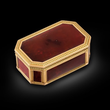 A Louis XVI Gold-Mounted Hardstone Snuff-Box