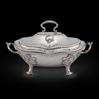A Gadrooned Rim Soup Tureen