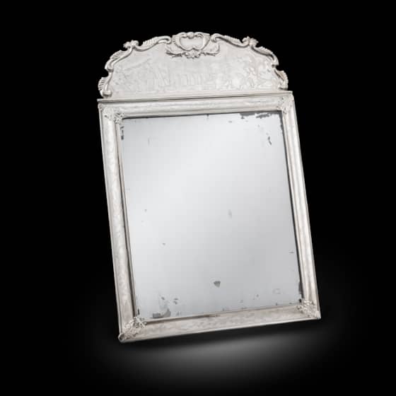 An Elegant Chinoiserie Mirror
