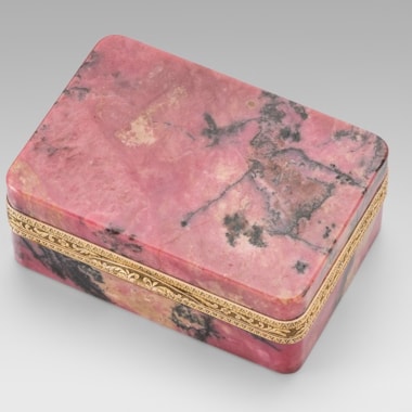 An Austrian Gold & Rhodonite Snuff Box