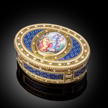 A Louis XVI Gold & Enamel Snuff Box
