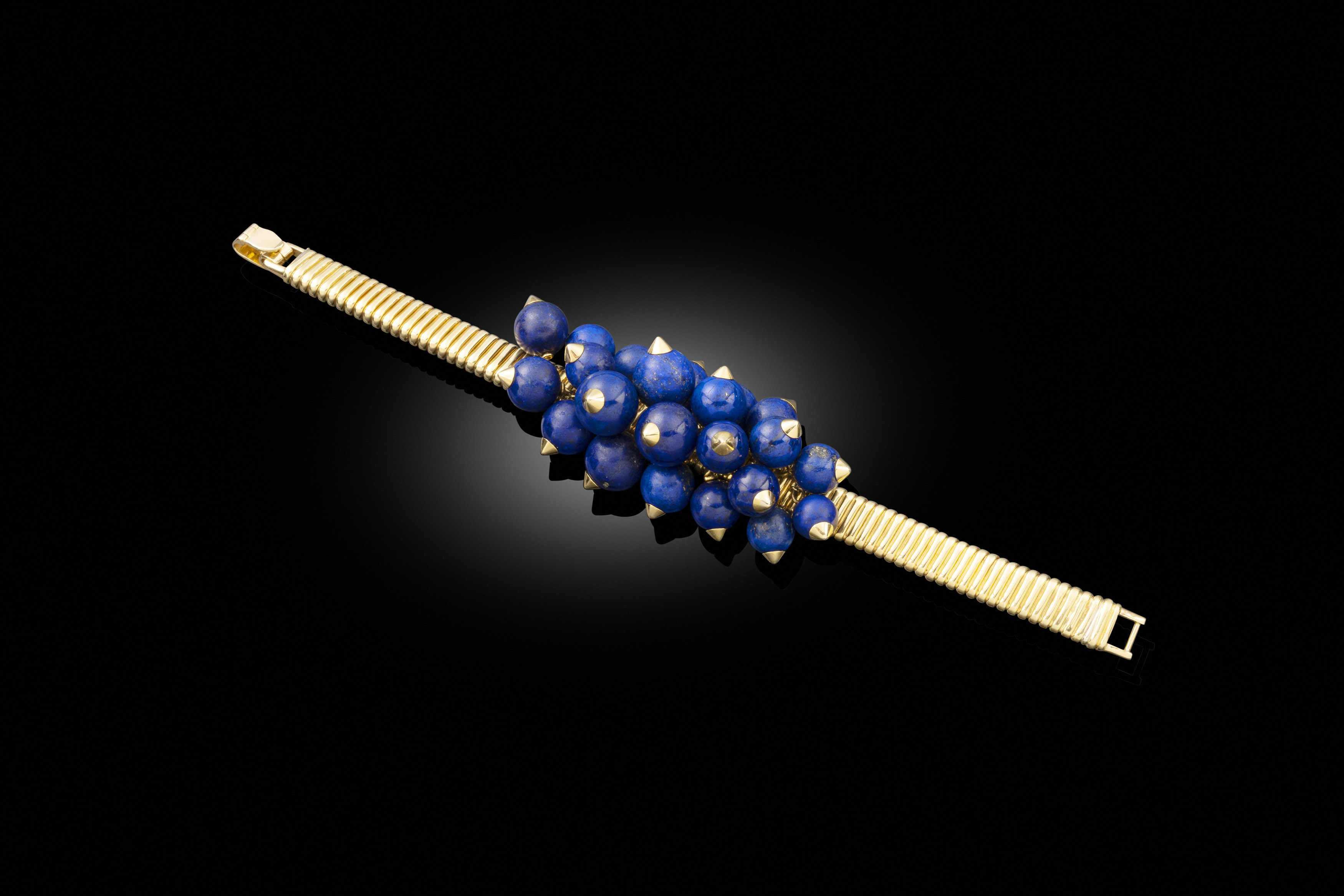 A 1950s cartier lapis and gold bracelet