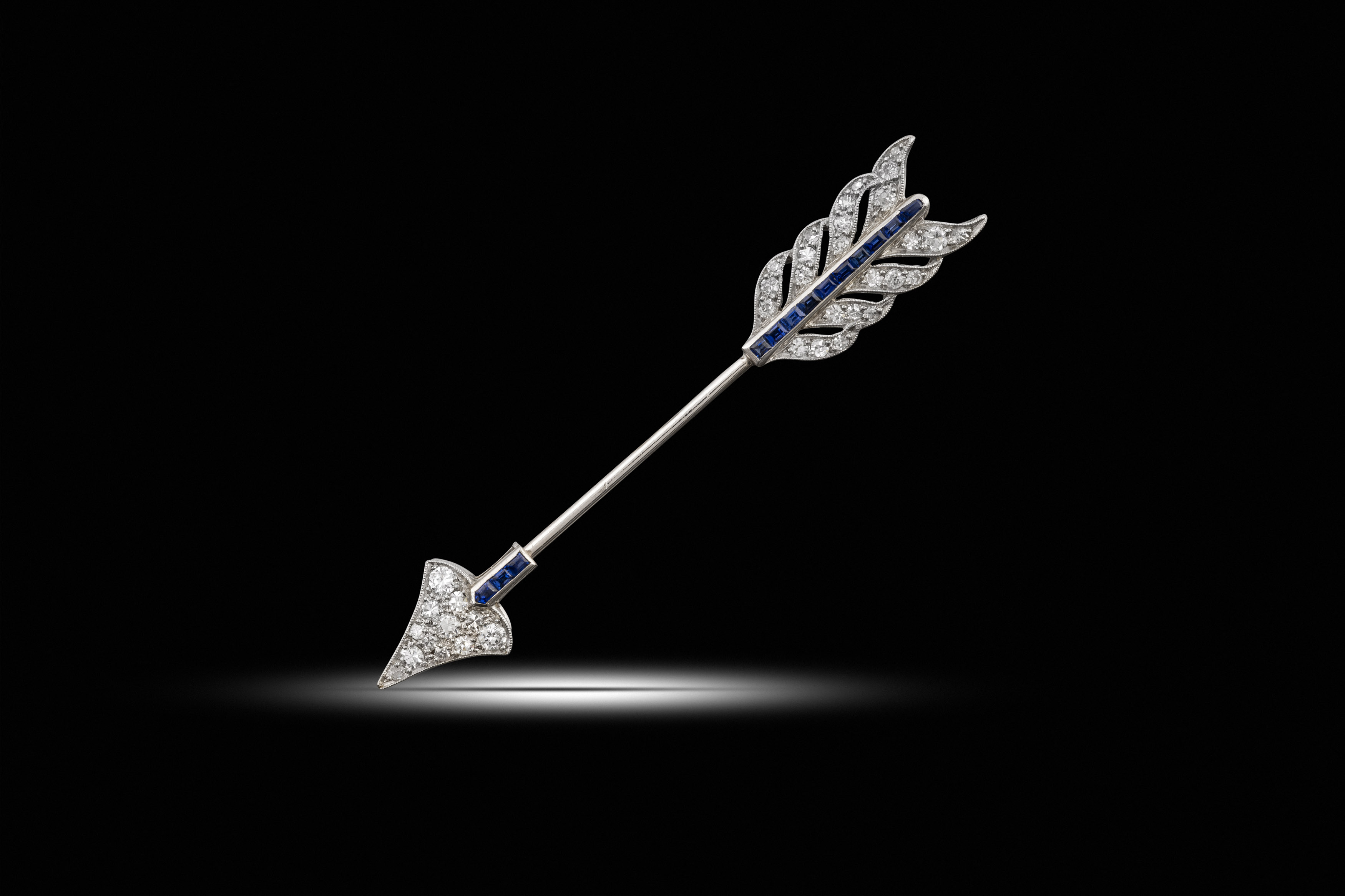 Sapphire and diamond arrow jabot pin, circa 1915